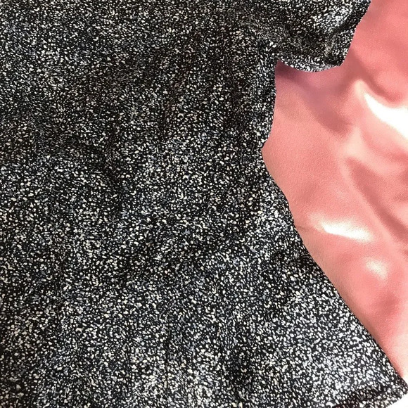 gap blue splatter peplum top - Picture 2 of 8